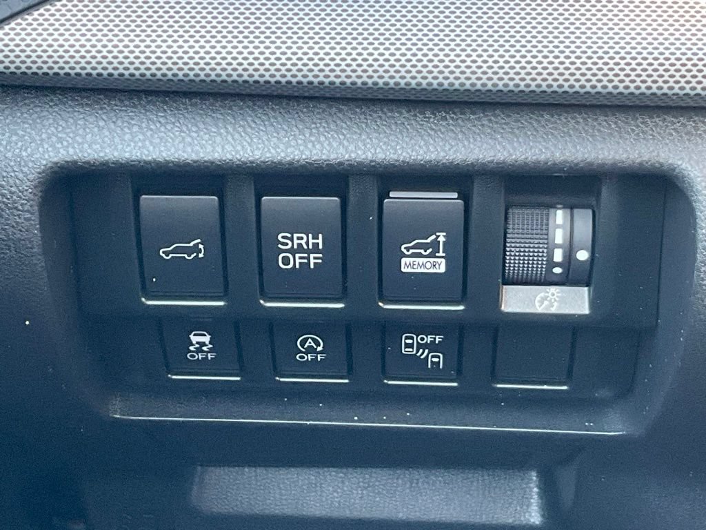 Used 2020 Subaru Forester Limited w/ Popular Package #3 AWD/4WD image 26
