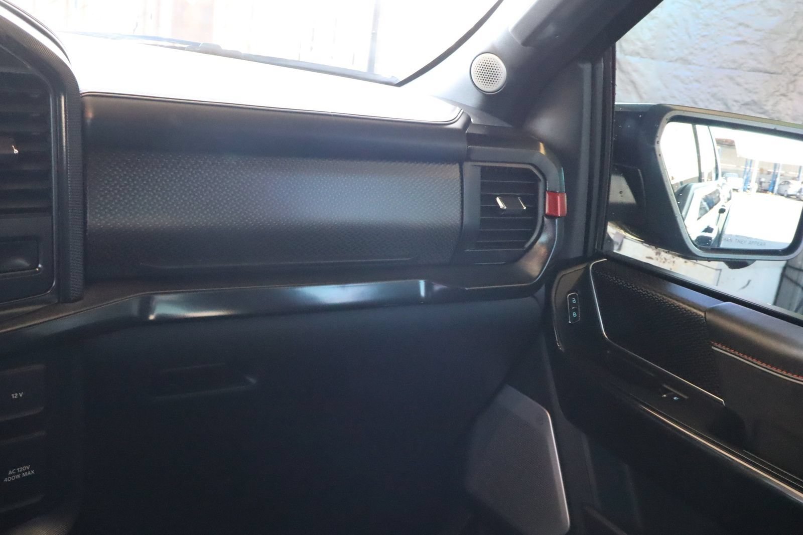 Used 2025 Ford F150 Raptor w/ Equipment Group 803A Raptor R AWD/4WD image 31