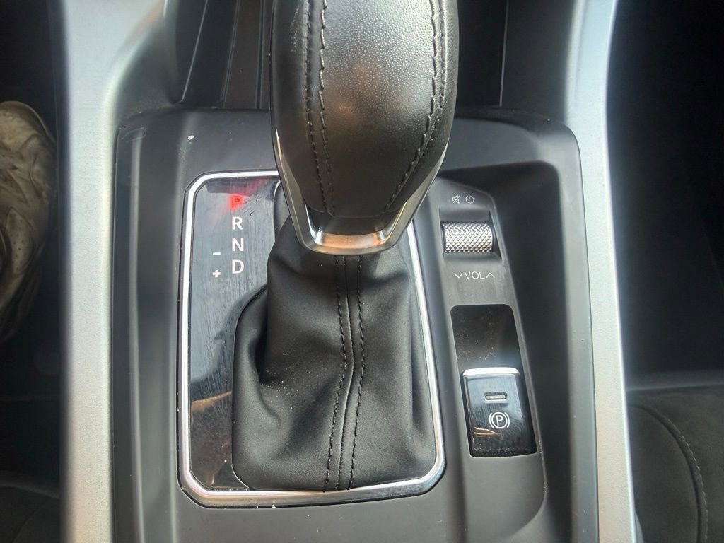 Used 2024 Dodge Hornet R/T w/ Track Pack image 38