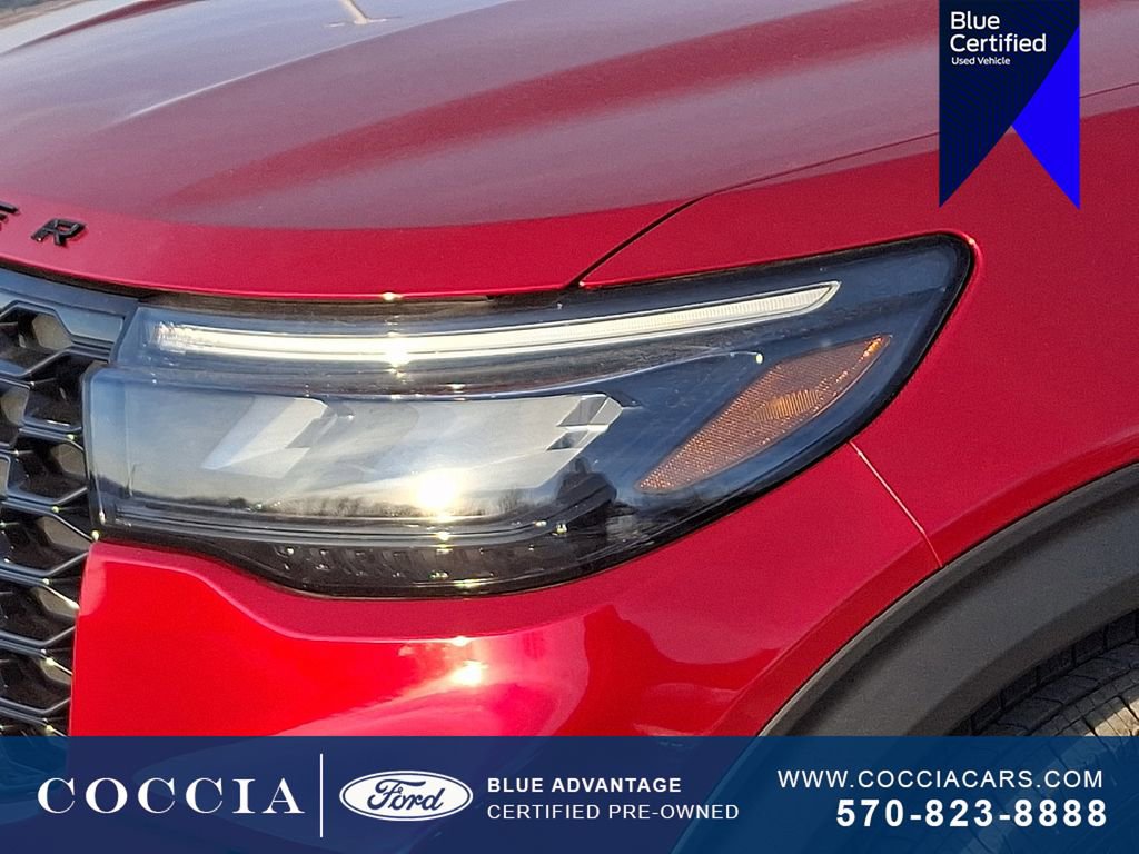 Certified 2025 Ford Explorer ST-Line image 9