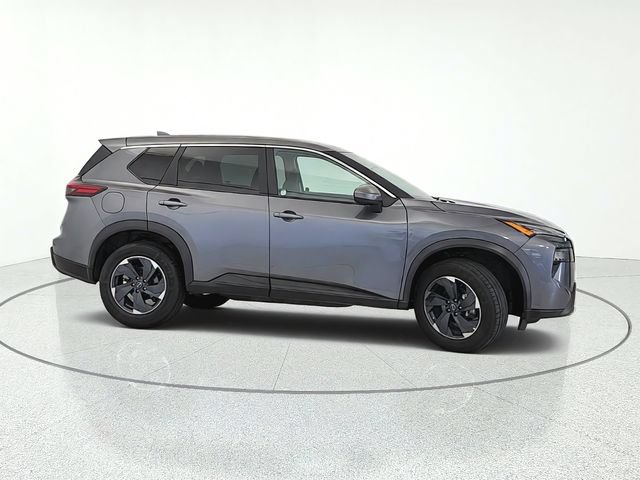 Used 2025 Nissan Rogue SV AWD/4WD image 7