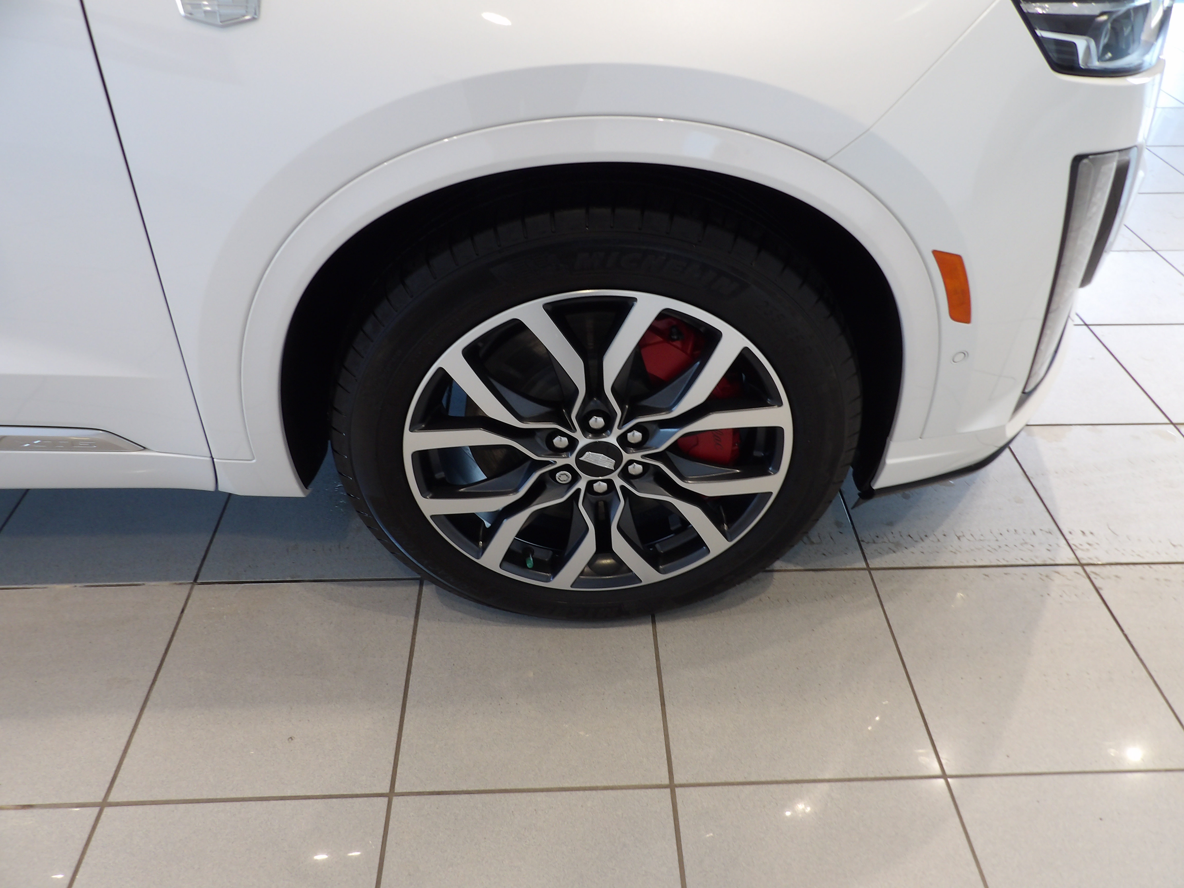 Used 2025 Cadillac XT6 Sport w/ Platinum Package AWD/4WD image 27