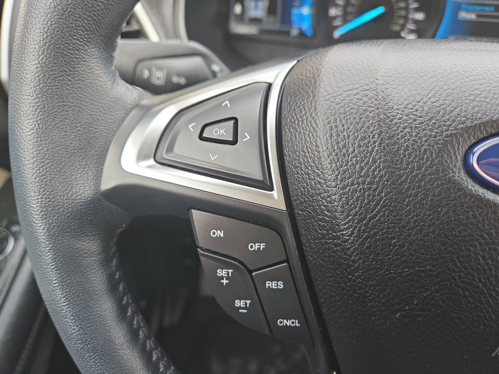 Certified 2022 Ford Edge SEL w/ Convenience Package AWD/4WD image 14