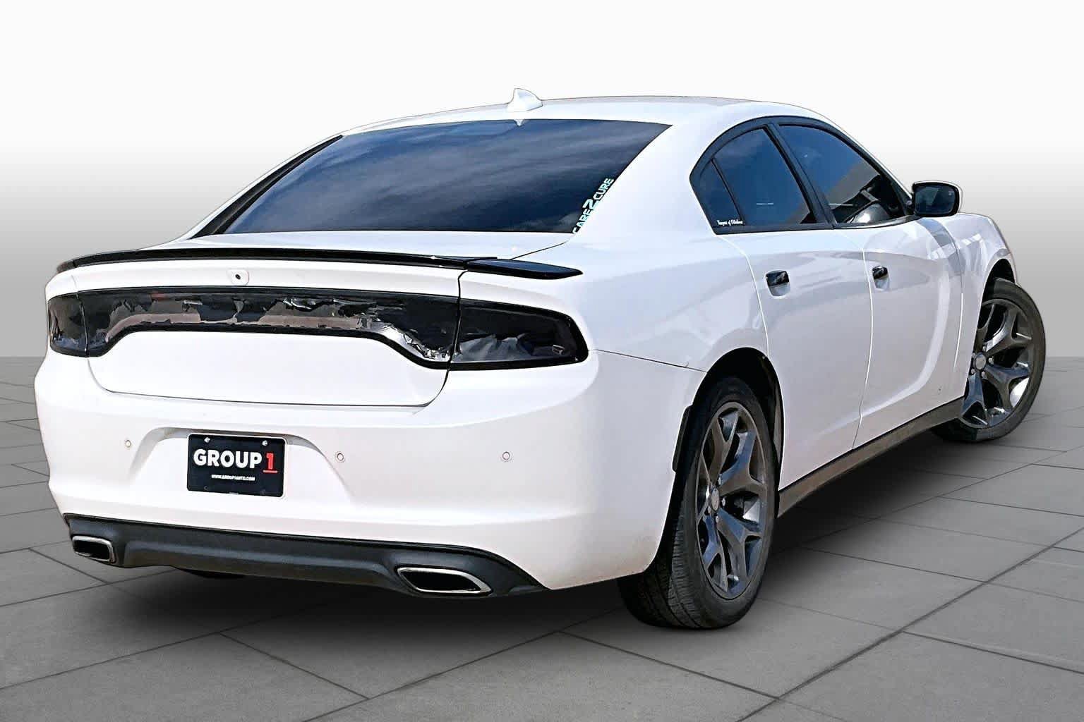 Used 2015 Dodge Charger SXT w/ Plus Group RWD image 12