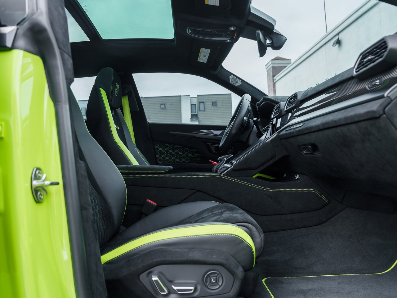 Used 2024 Lamborghini Urus Performante image 8