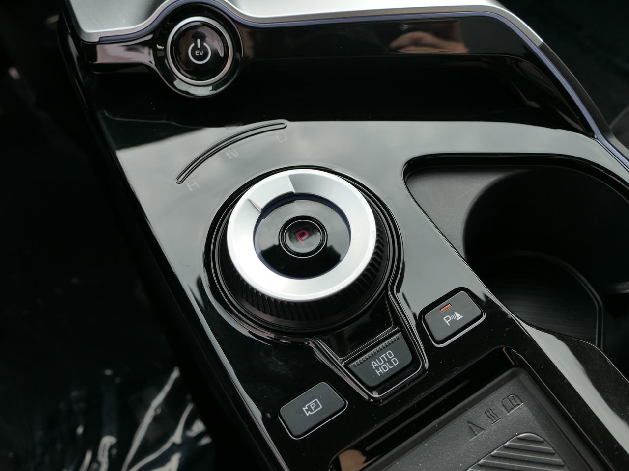 Used 2024 Kia EV6 GT image 27