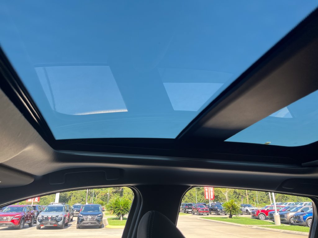 New 2027 Nissan Kicks SV AWD/4WD image 26