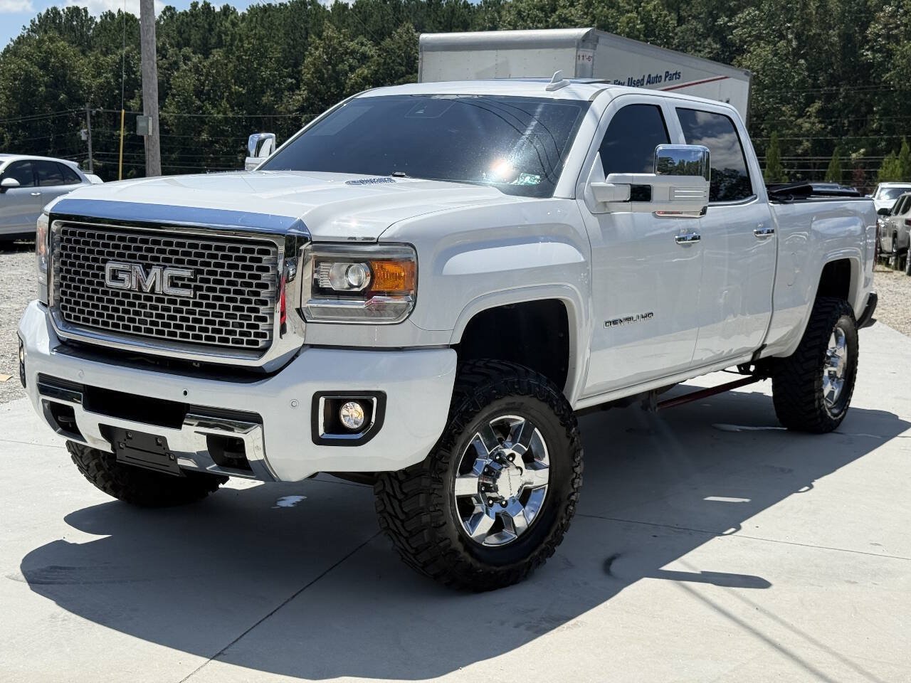 Used 2016 GMC Sierra 3500 Denali w/ Duramax Plus Package AWD/4WD image 3