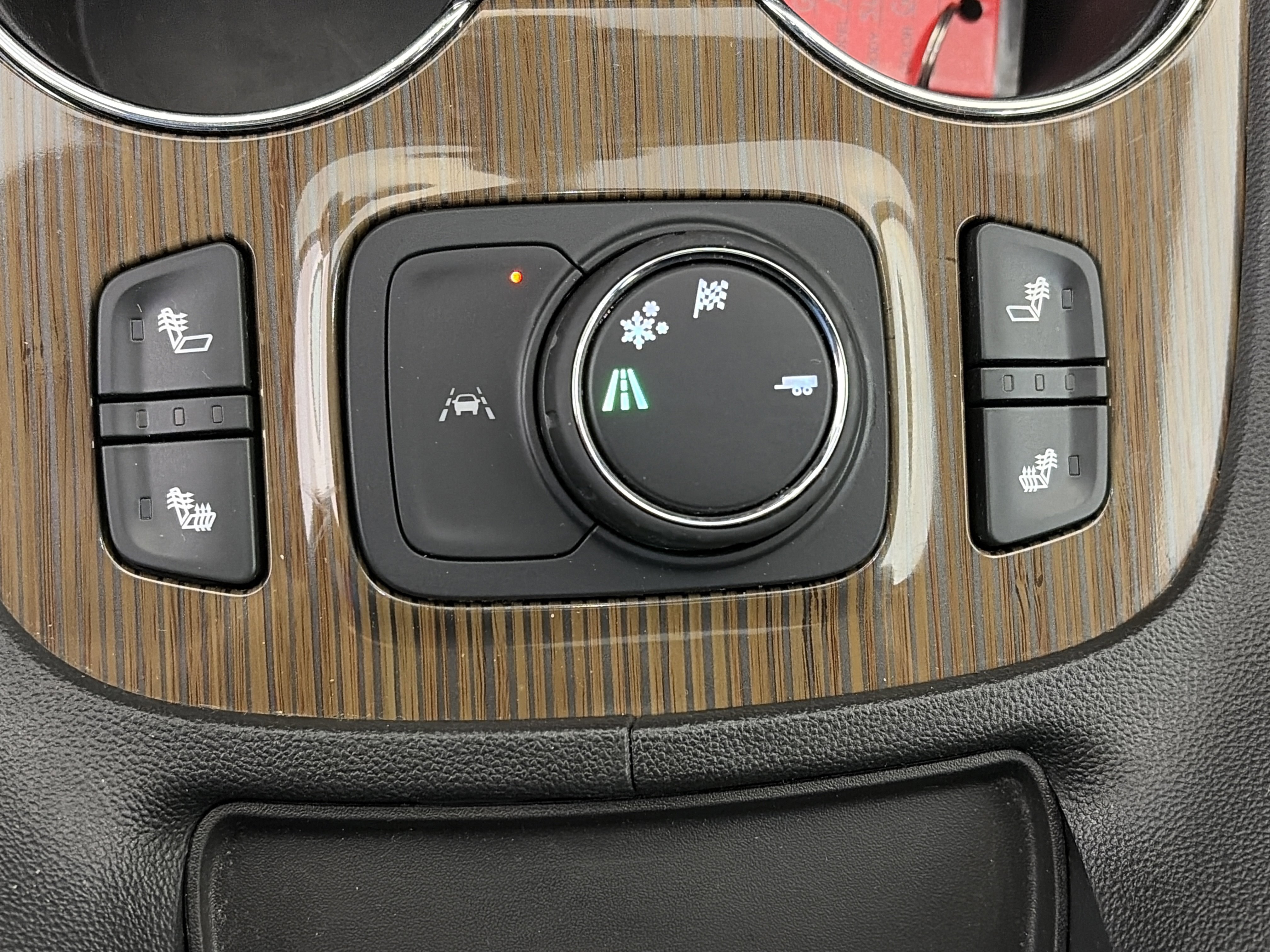 Used 2021 GMC Acadia SLE w/ Driver Convenience Package FWD image 28