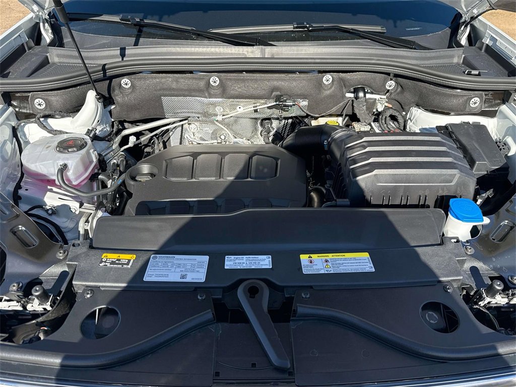 New 2026 Volkswagen Atlas Cross Sport SE image 10