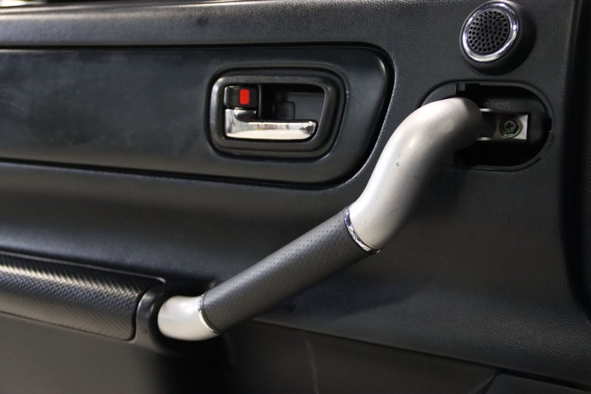 Used 2004 Toyota MR2 RWD image 54