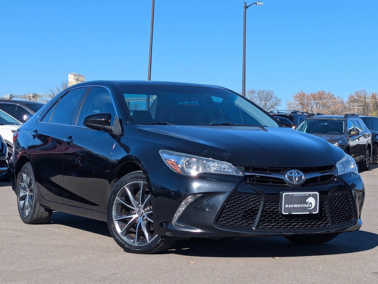 Used 2015 Toyota Camry XSE w/ Moonroof Package image 27
