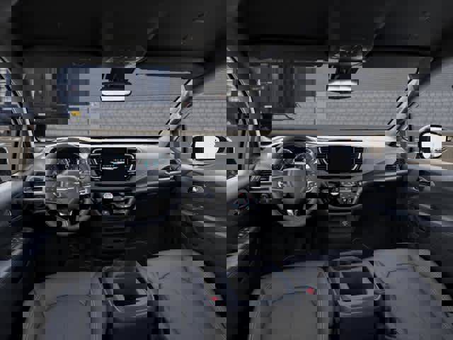 New 2026 Chrysler Pacifica Select image 21