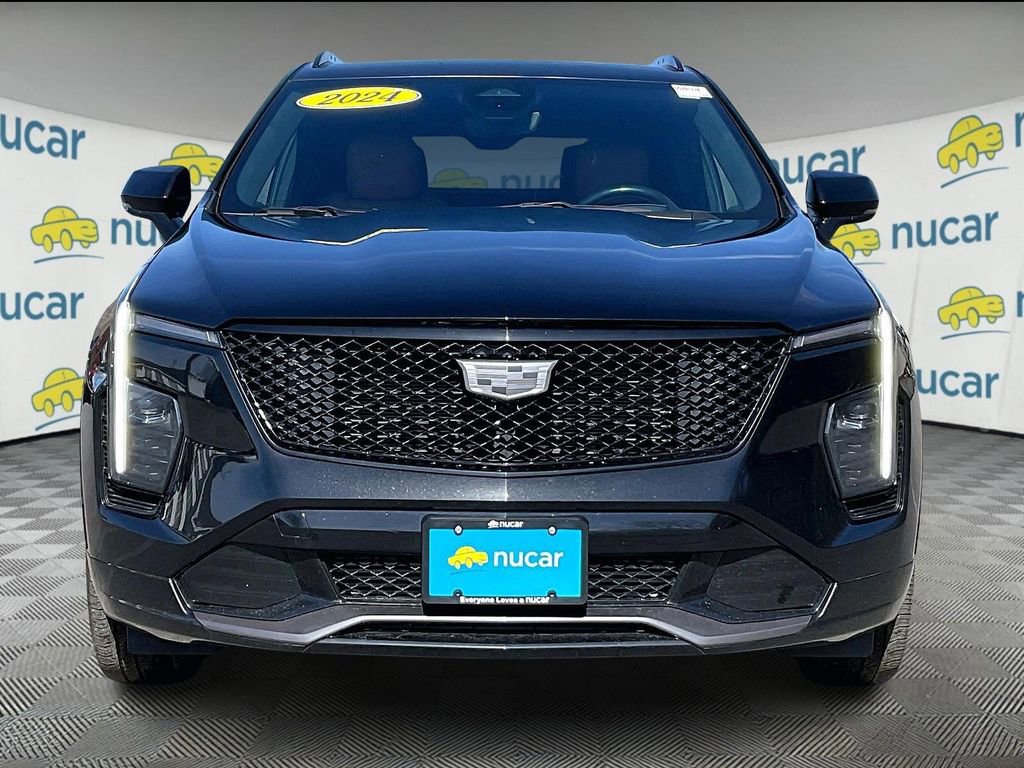 Used 2024 Cadillac XT4 Sport AWD/4WD image 2
