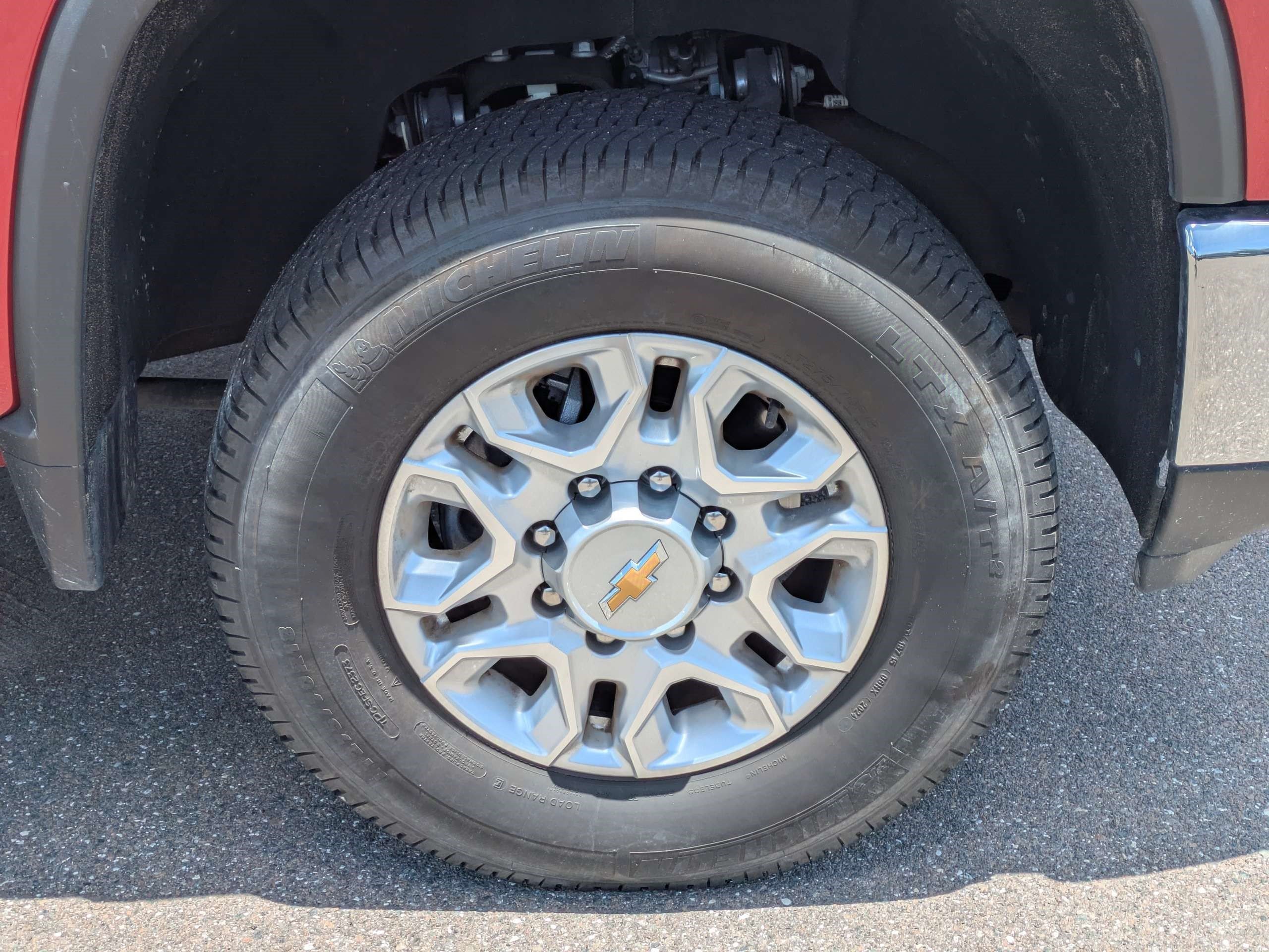 Used 2024 Chevrolet Silverado 2500 LTZ w/ LTZ Premium Package AWD/4WD image 10