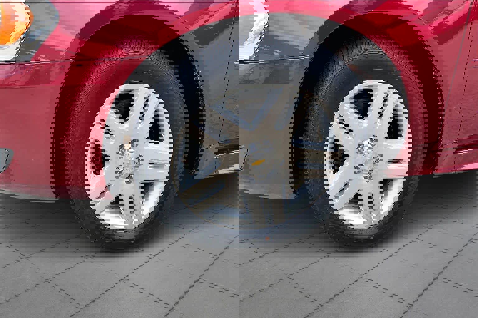 Used 2011 Chevrolet Impala LT image 11