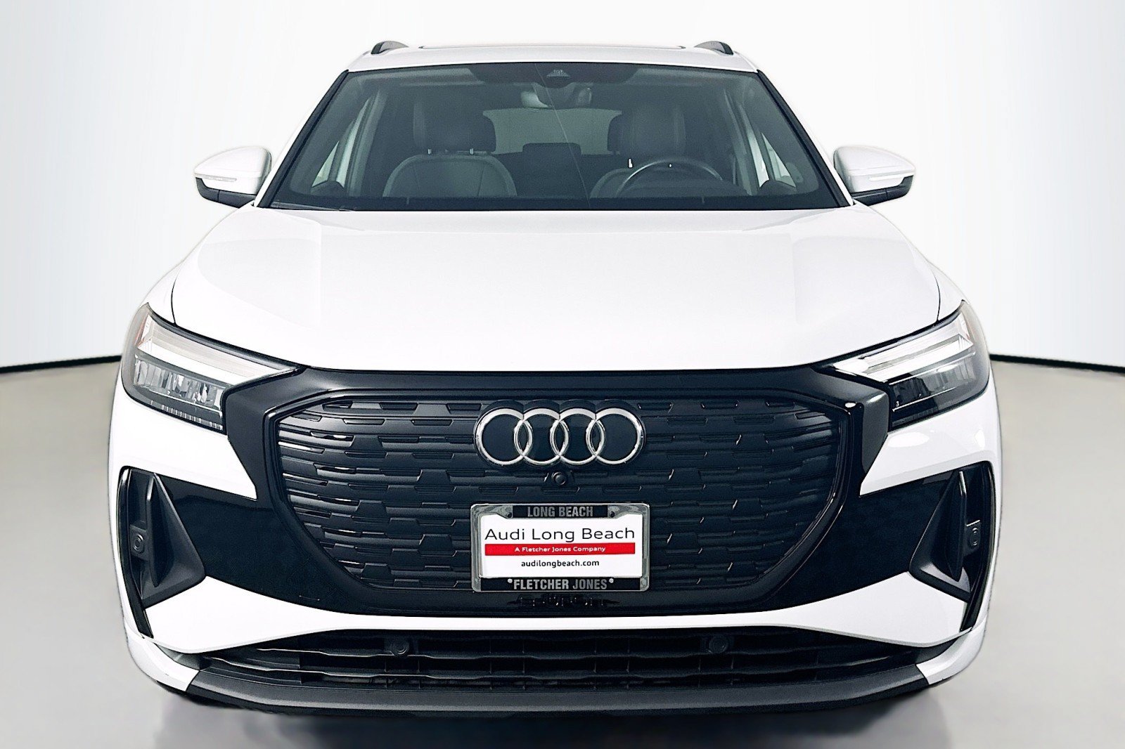 Used 2023 Audi Q4 e-tron Premium Plus w/ Premium Plus AWD/4WD image 2