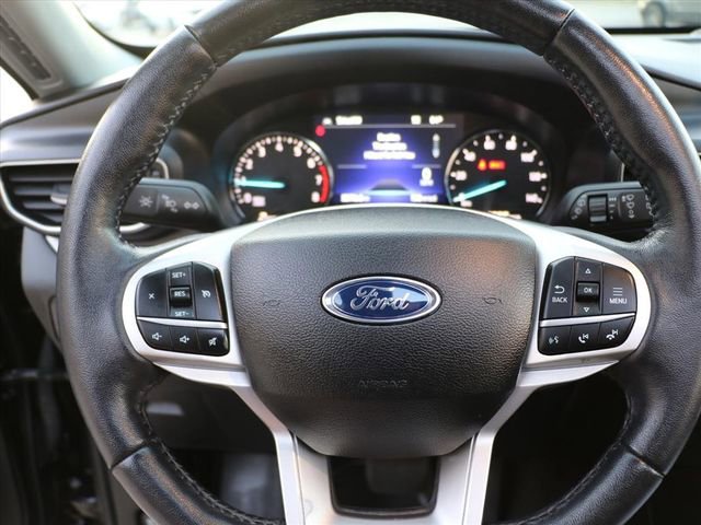 Used 2022 Ford Explorer XLT w/ Equipment Group 202A image 25