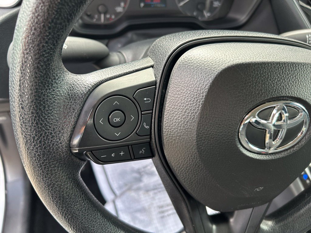 Used 2025 Toyota Corolla LE FWD image 23