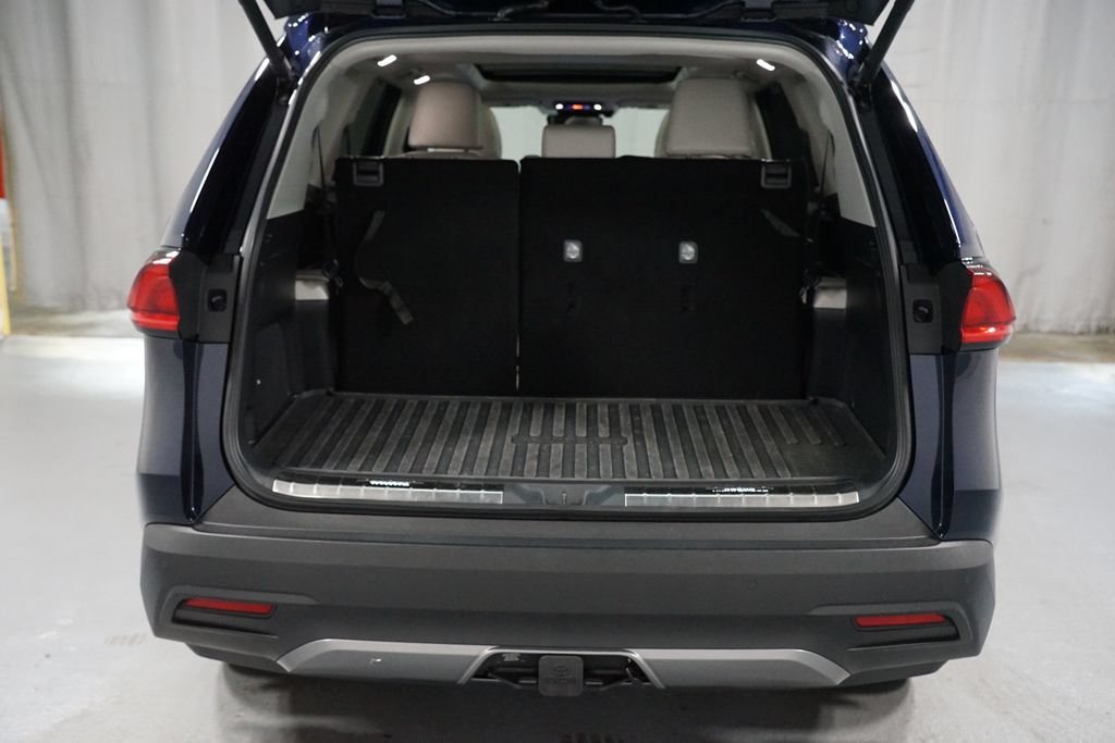 Certified 2025 Toyota Grand Highlander FWD image 38