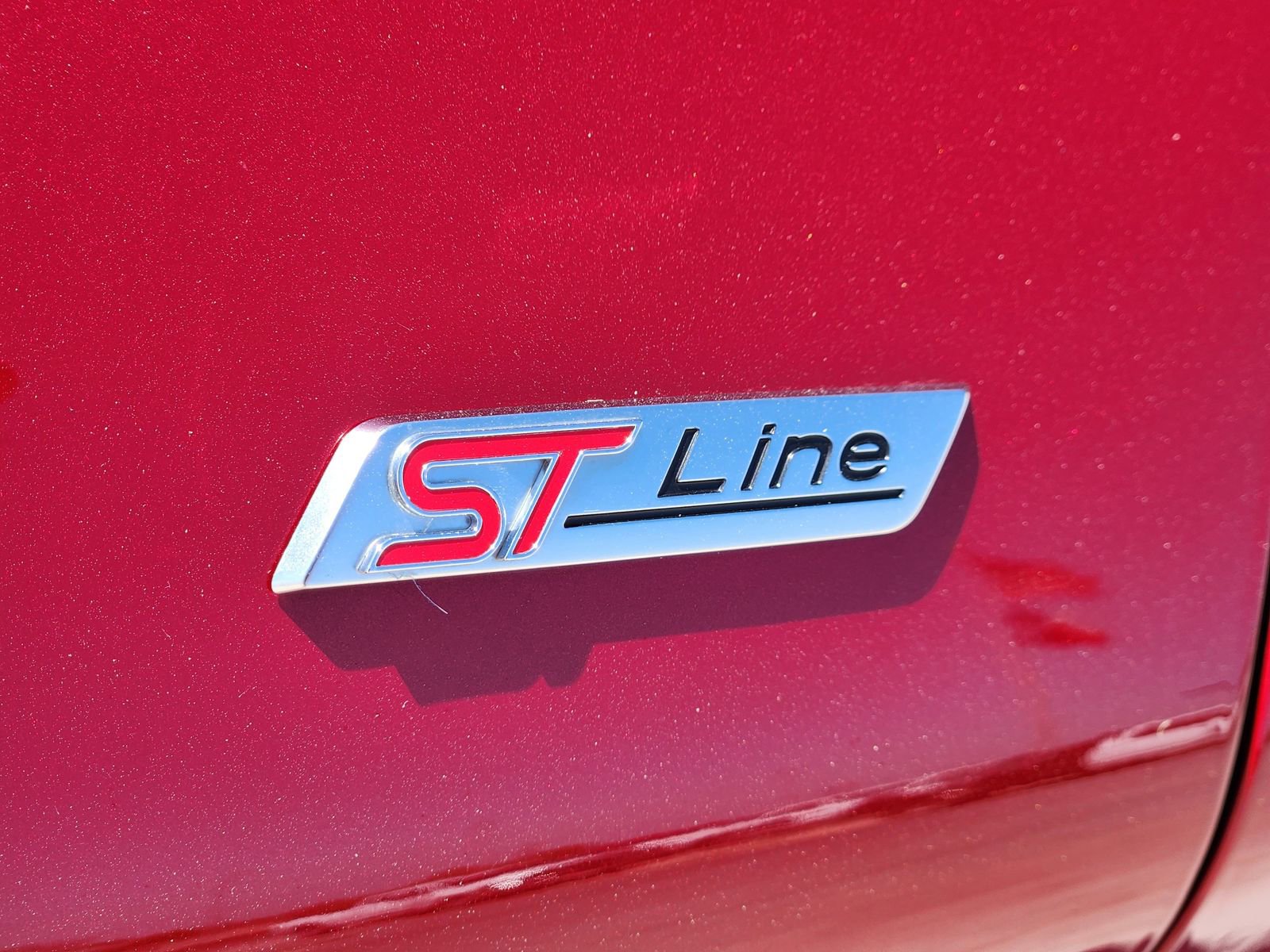 Used 2024 Ford Explorer ST-Line w/ Class IV Trailer Tow Package image 13