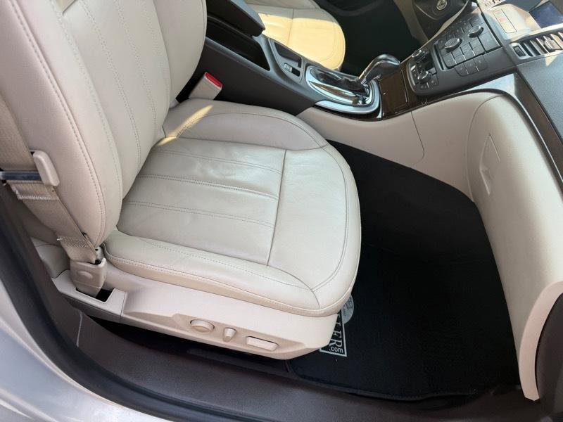 Used 2011 Buick Regal CXL w/ RL3 Preferred Equipment Group FWD image 20