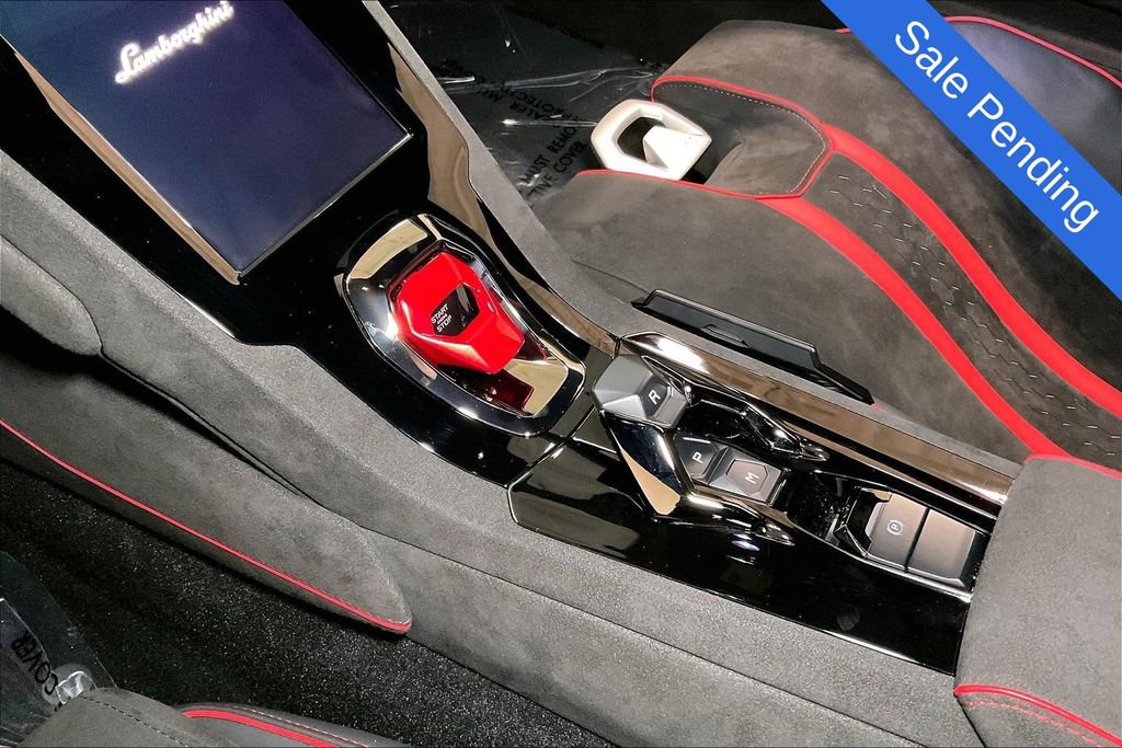 Used 2024 Lamborghini Huracan Tecnica RWD image 12