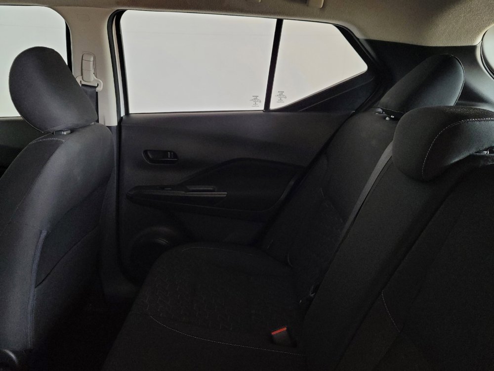 Used 2021 Nissan Kicks S FWD image 18