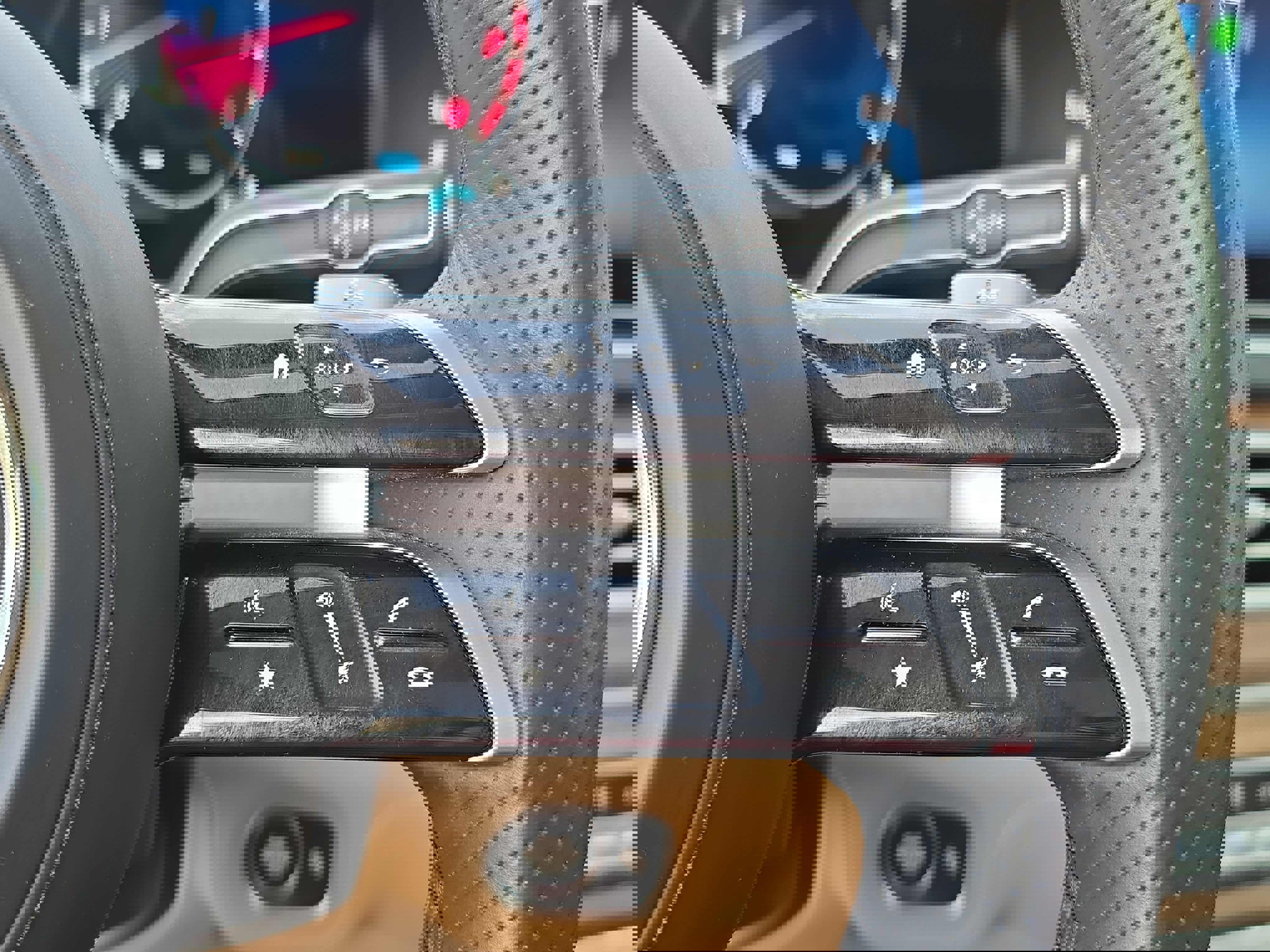 Used 2024 Mercedes-Benz GLS 580 4MATIC image 19