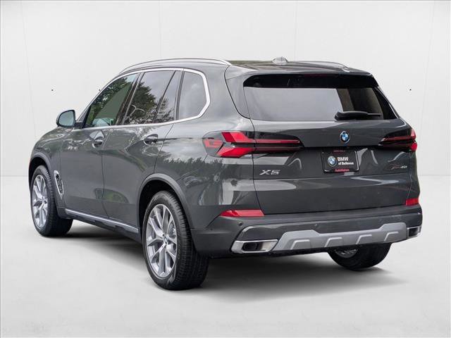 Used 2026 BMW X5 xDrive40i w/ Climate Comfort Package image 8