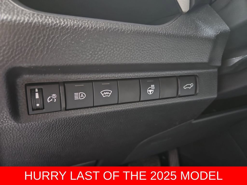 New 2025 Toyota RAV4 XLE image 13