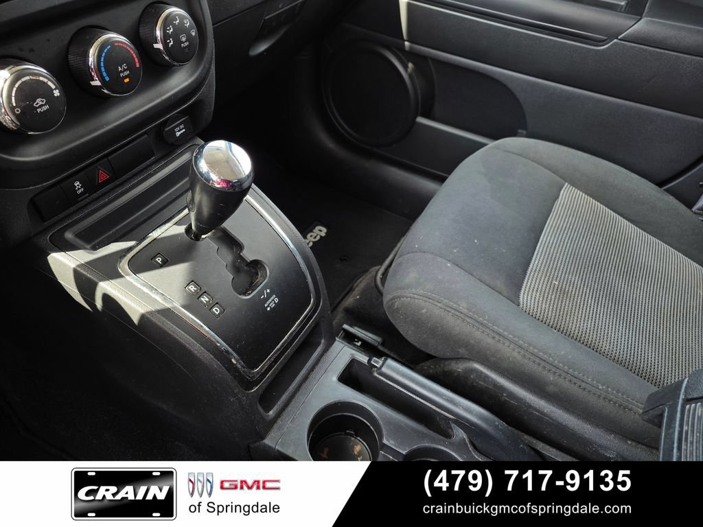 Used 2017 Jeep Patriot Sport w/ Power Value Group AWD/4WD image 19