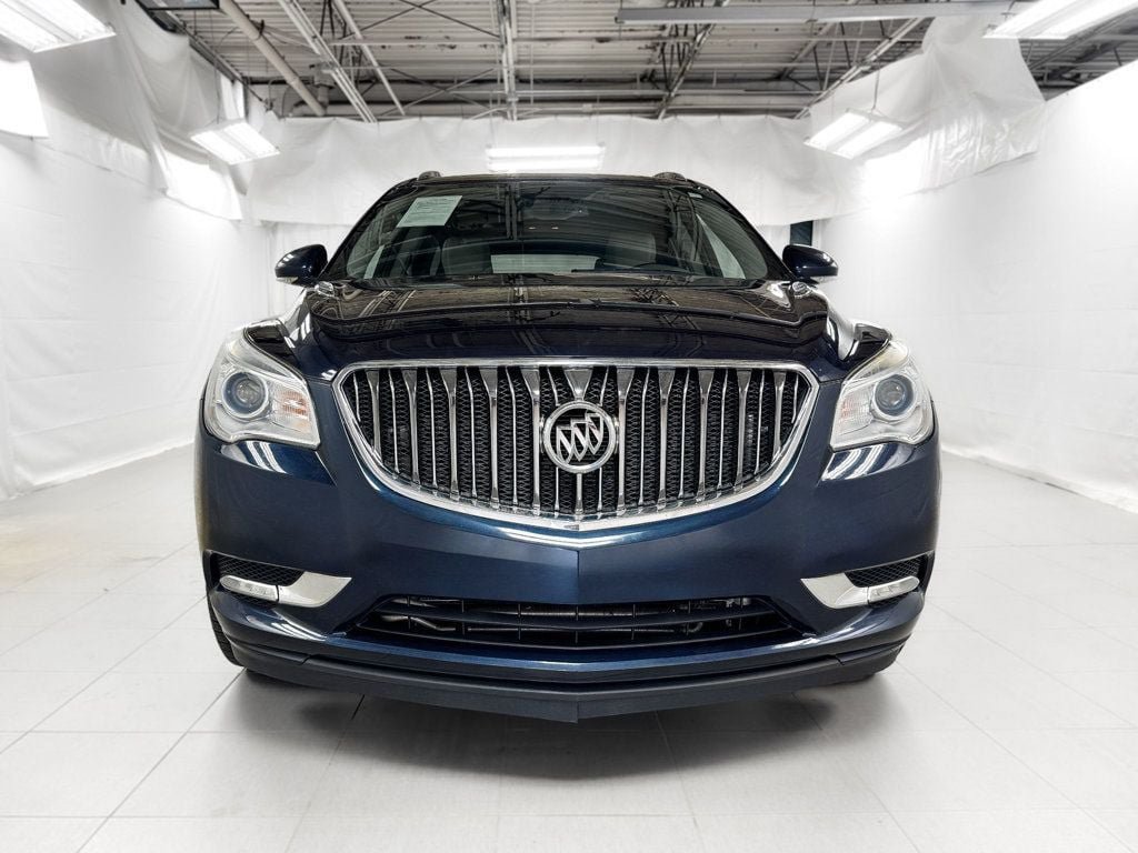 Used 2017 Buick Enclave Leather w/ Trailering Package FWD image 2