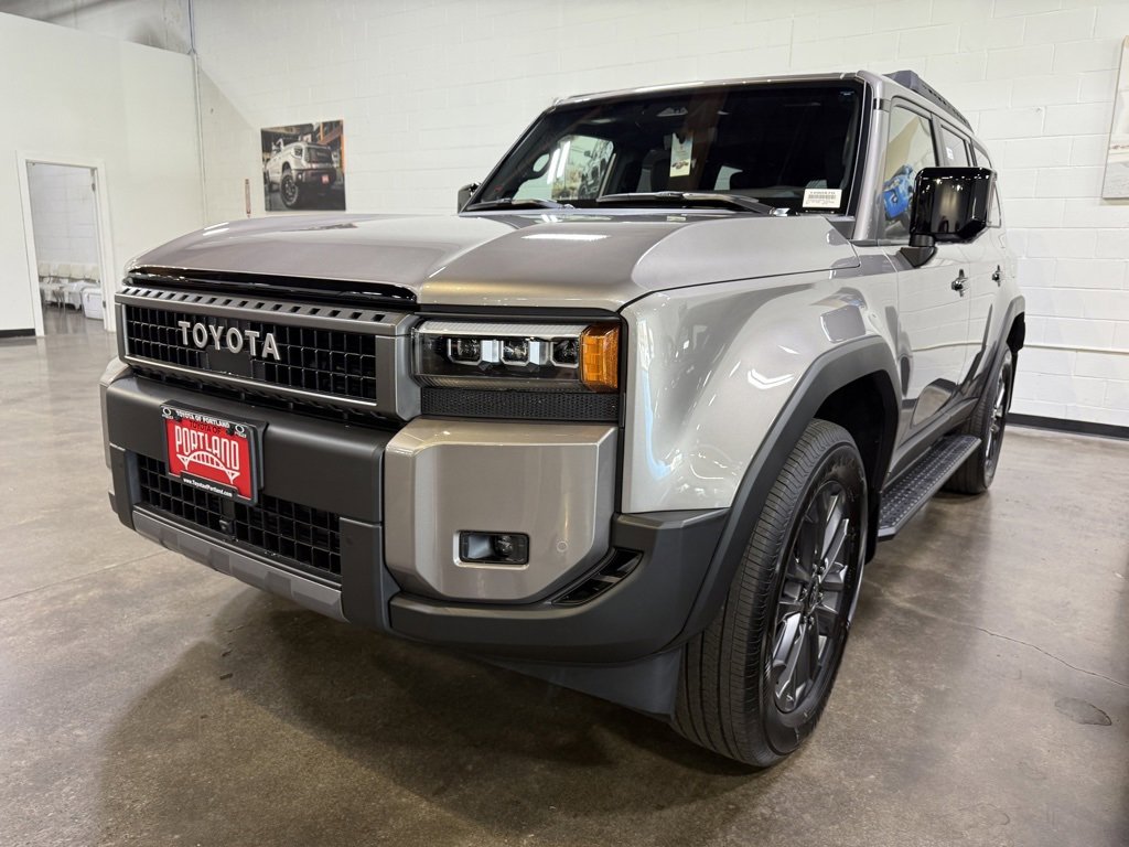 New 2025 Toyota Land Cruiser image 4