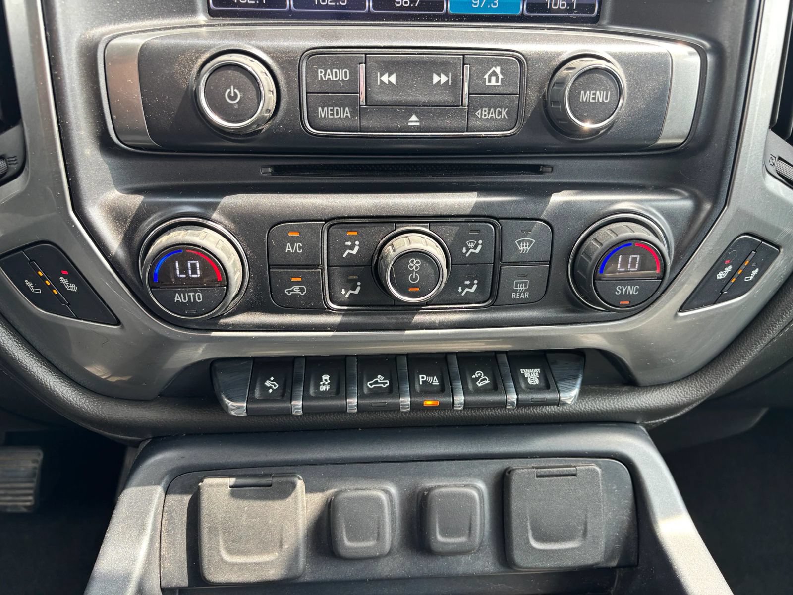 Used 2016 Chevrolet Silverado 2500 LTZ w/ Duramax Plus Package AWD/4WD image 25