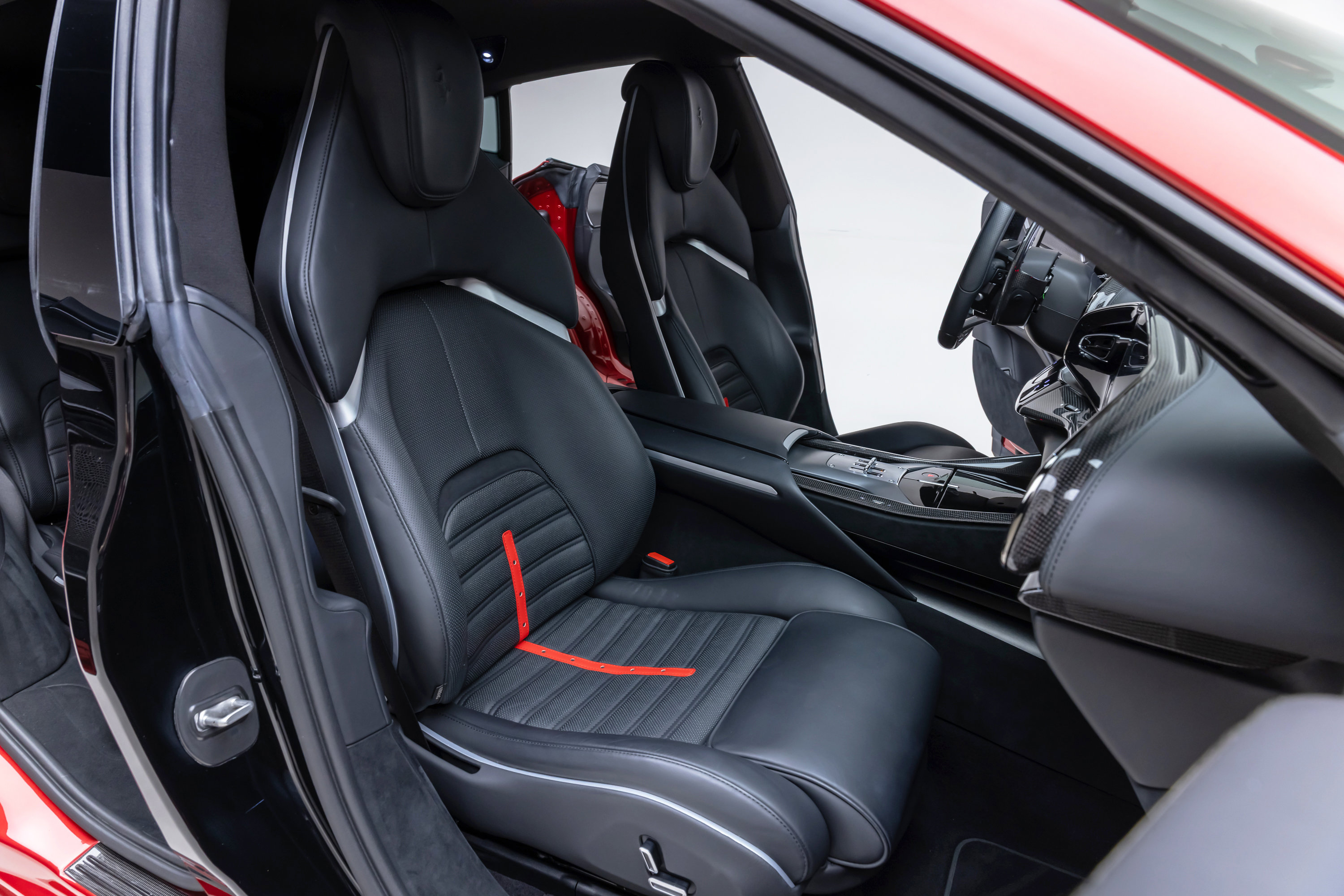 Certified 2023 Ferrari Purosangue image 29