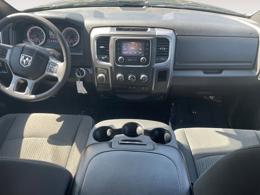 Used 2024 RAM 1500 Classic Warlock image 30