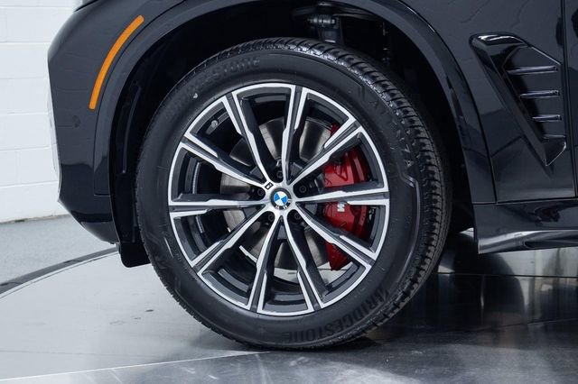 New 2026 BMW X5 xDrive40i w/ M Sport Package image 25