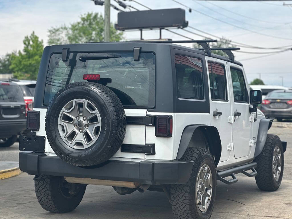 Used 2015 Jeep Wrangler Unlimited Sport w/ Connectivity Group AWD/4WD image 9