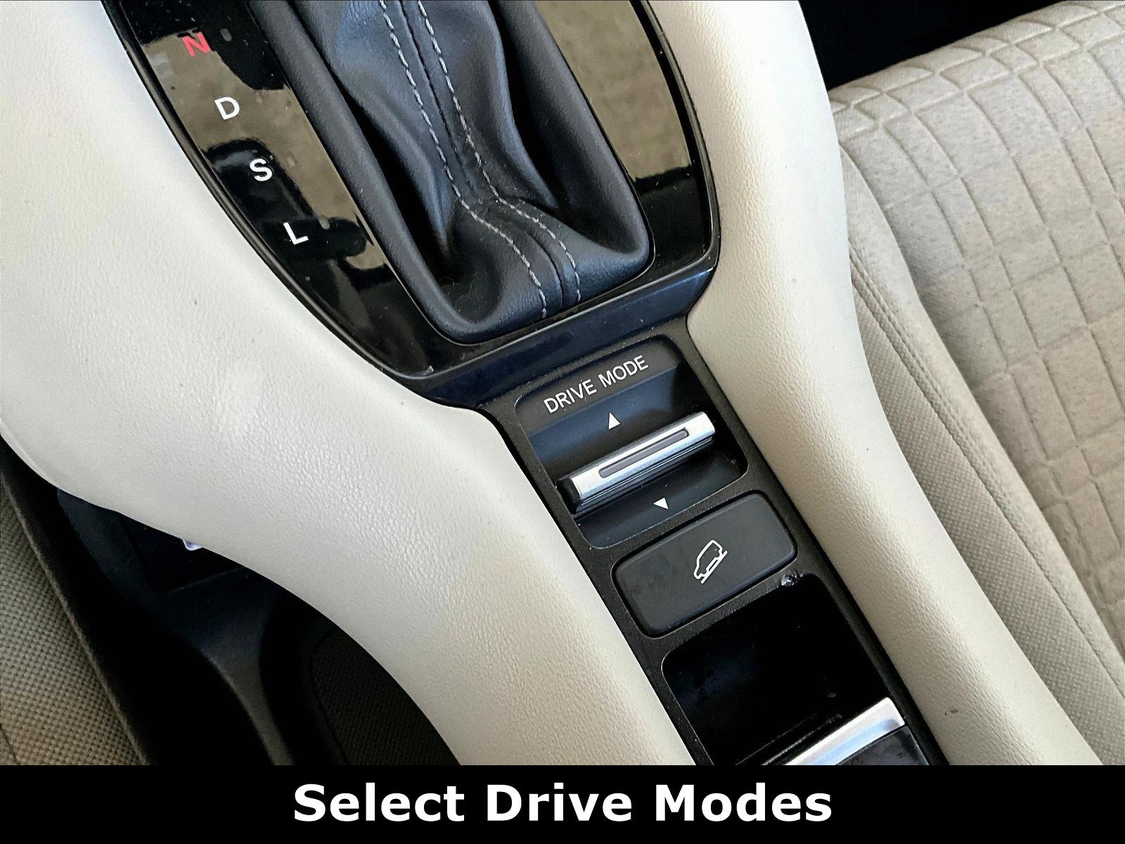 Used 2023 Honda HR-V LX image 14