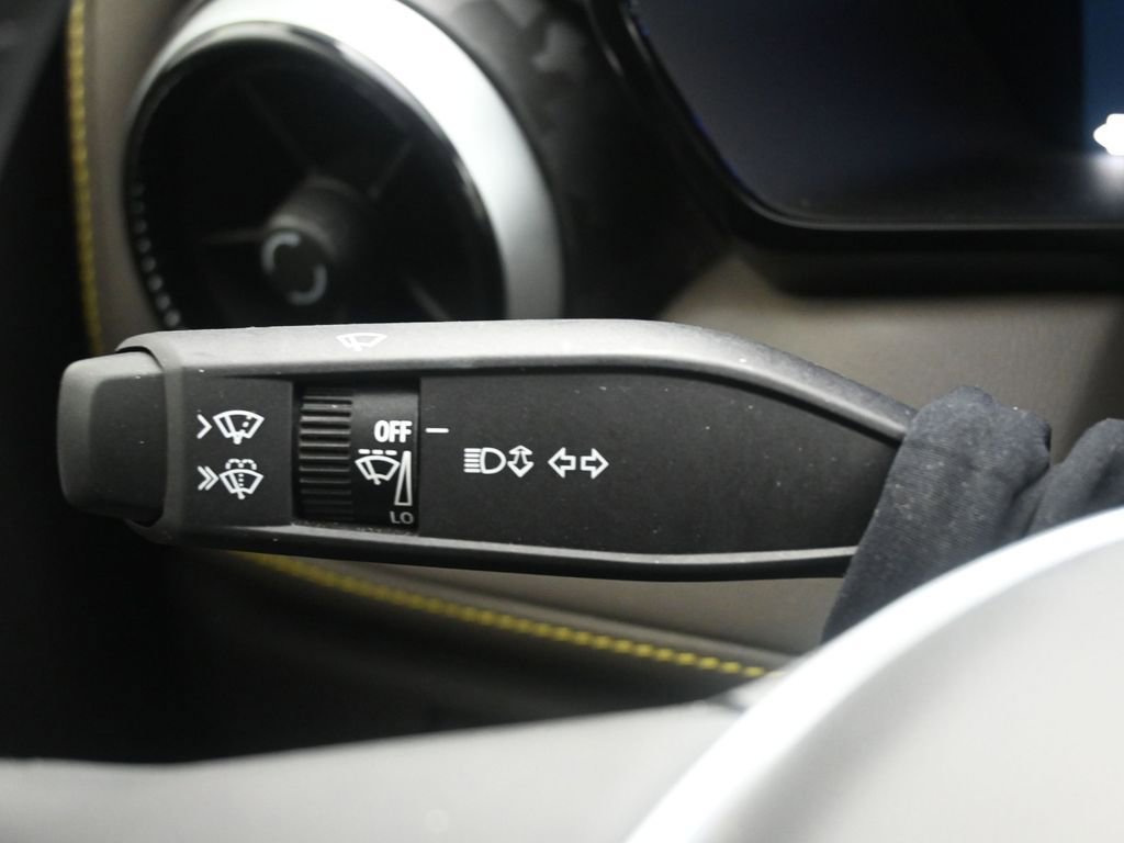 Used 2024 Chevrolet Colorado ZR2 w/ ZR2 Convenience Package III image 21