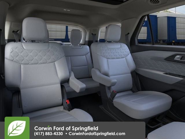 New 2026 Ford Explorer Platinum image 12