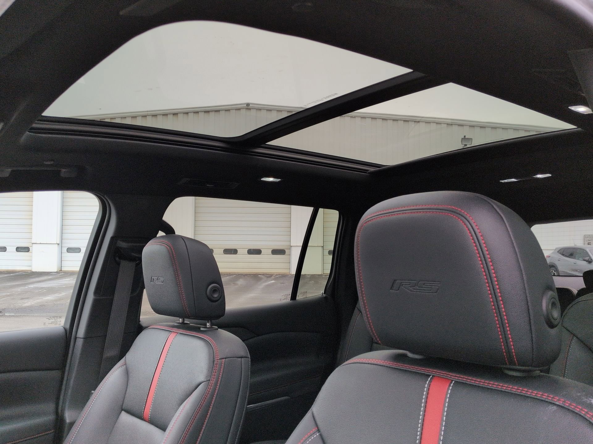 Certified 2024 Chevrolet Traverse RS w/ LPO, Floor Liner Package image 19