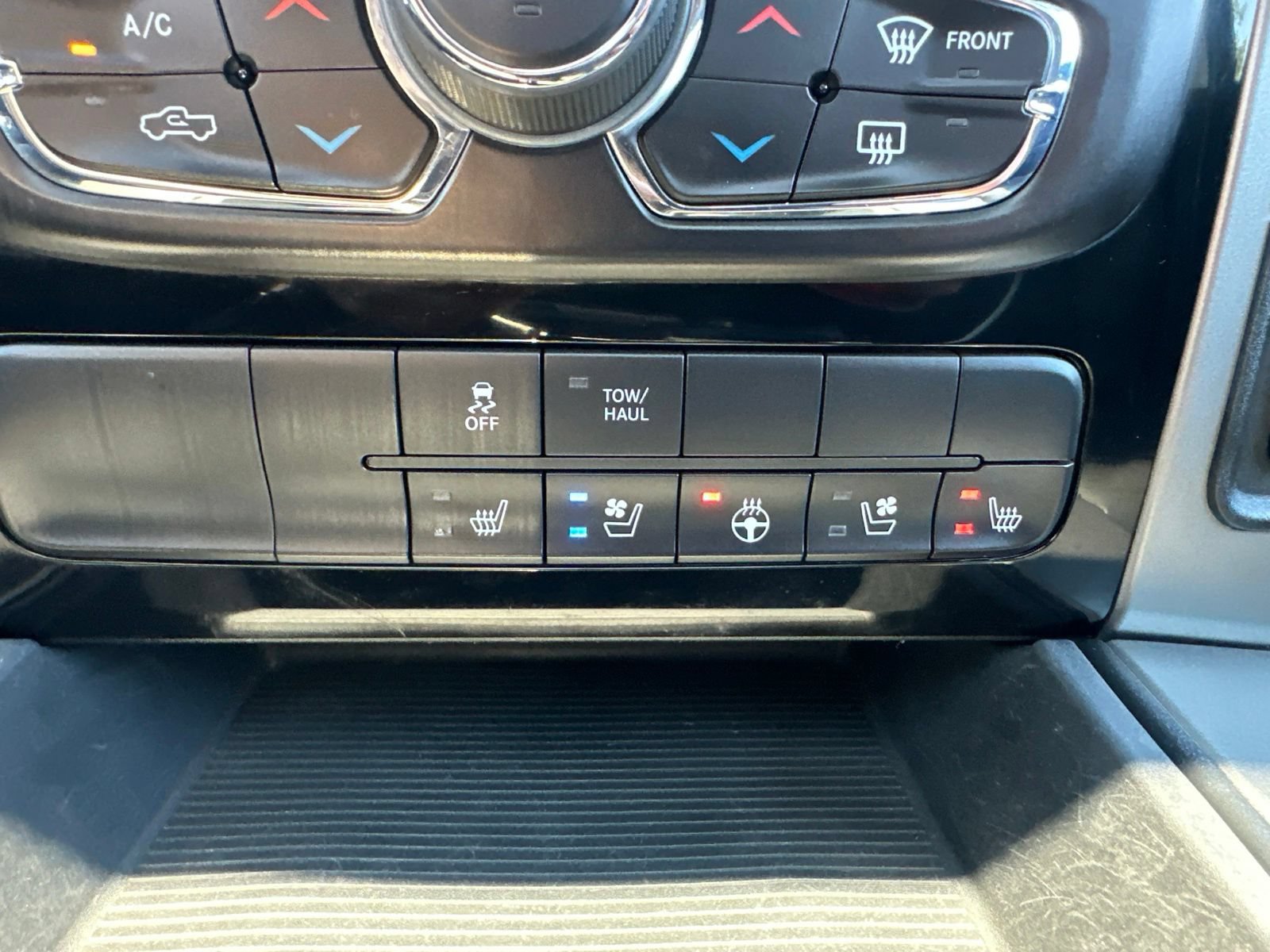 Used 2014 RAM 1500 Sport w/ Remote Start & Security Group AWD/4WD image 60