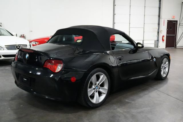 Used 2007 BMW Z4 3.0i image 6