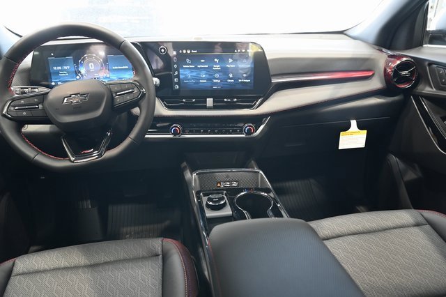 New 2026 Chevrolet Equinox RS w/ LPO, Floor Liner Package image 13