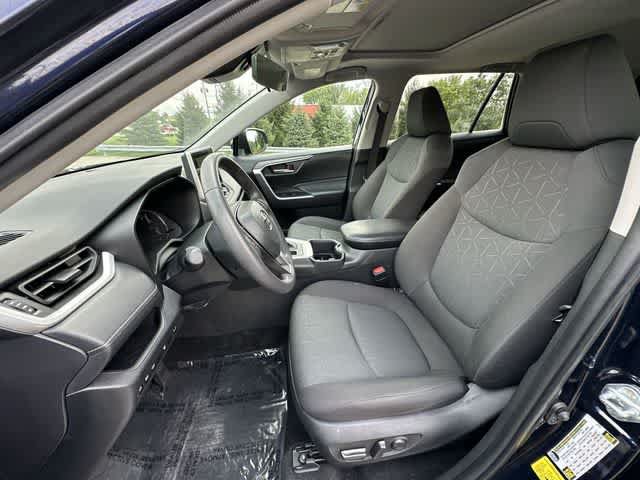 Used 2023 Toyota RAV4 XLE w/ Convenience Package AWD/4WD image 17