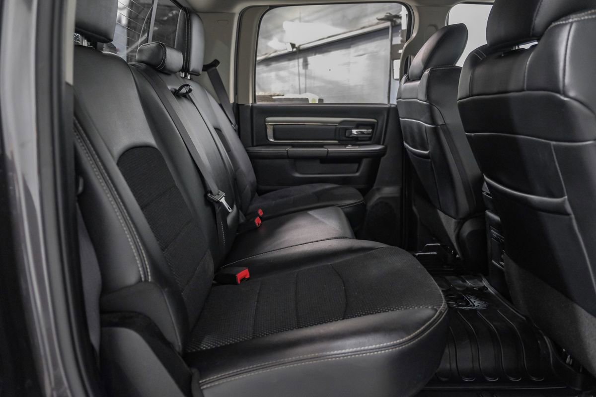 Used 2018 RAM 2500 Big Horn w/ Sport Appearance Group image 34