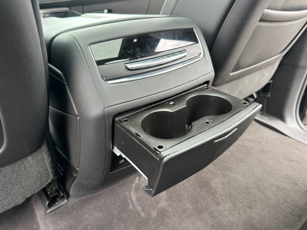 Used 2023 Cadillac Escalade ESV Premium Luxury image 26