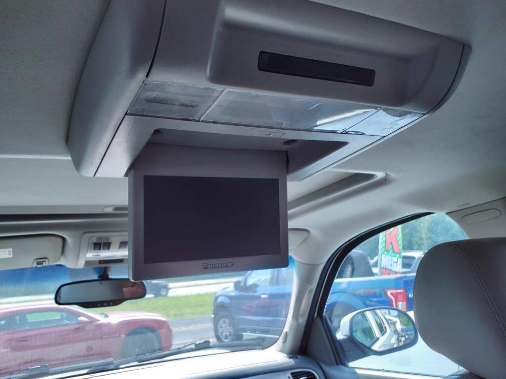 Used 2014 Chevrolet Tahoe LT AWD/4WD image 9